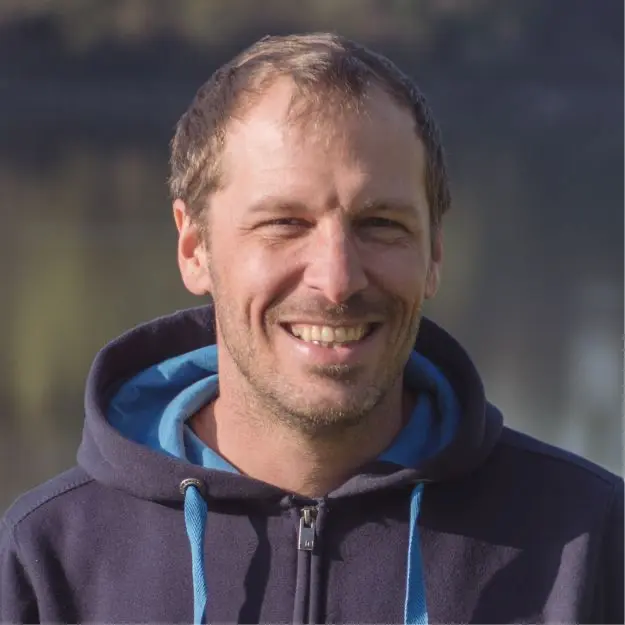 Alexander_Grabner_Portrait Schiffsführerpatent 10m - Donaupatent - Motorbootführerschein Kurs